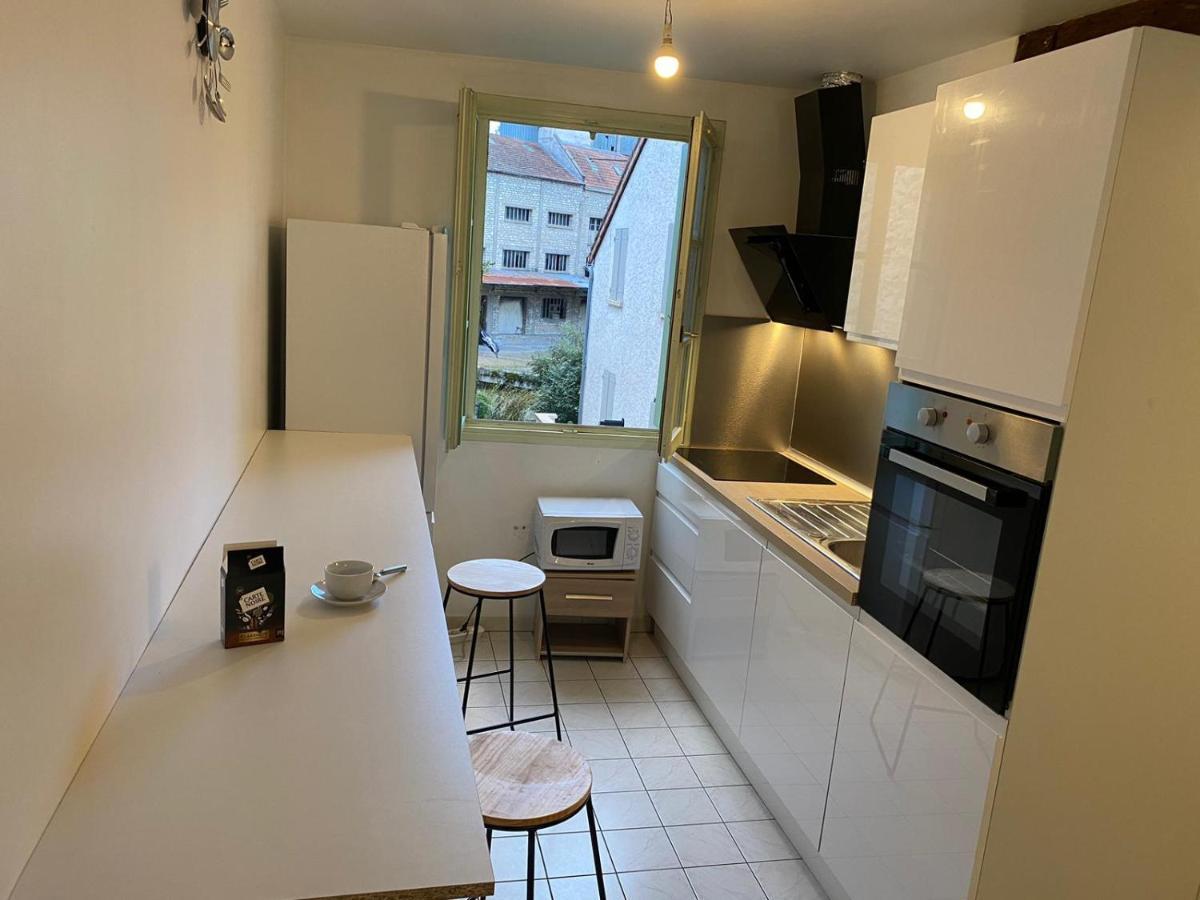 Chez Papa Hotell Tonnerre Exteriör bild